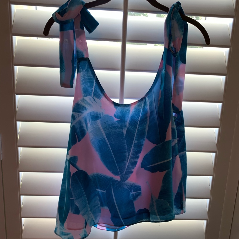 palm leave tank top blouse